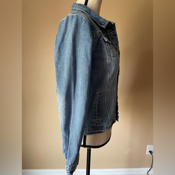 GUESS Denim Jacket Blue Girls 14, Fits Adult XS - Picture 9 of 13